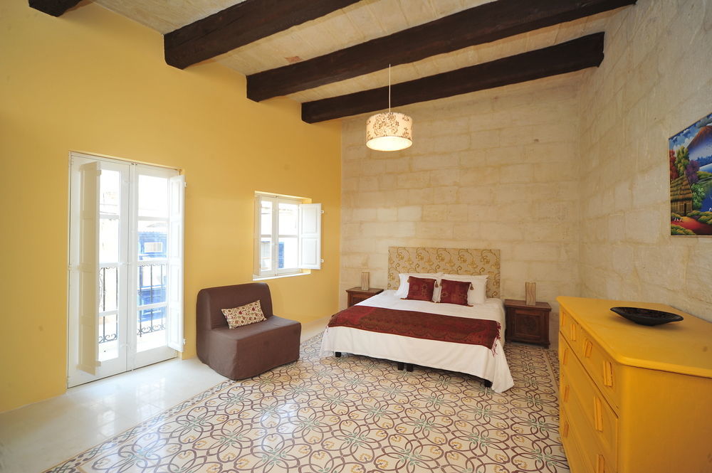 The Stonehouse Bed & Breakfast Saint Julian's Eksteriør bilde
